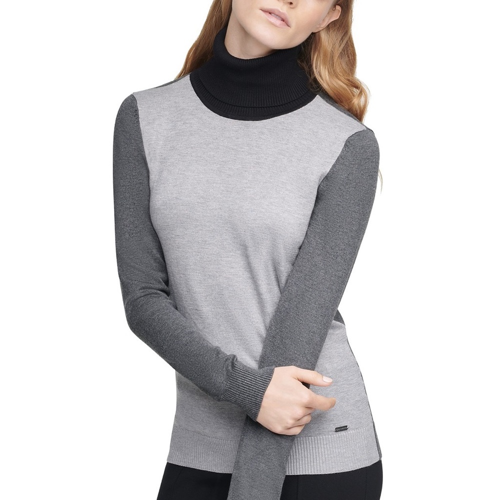 Colorblocked Turtleneck Sweater